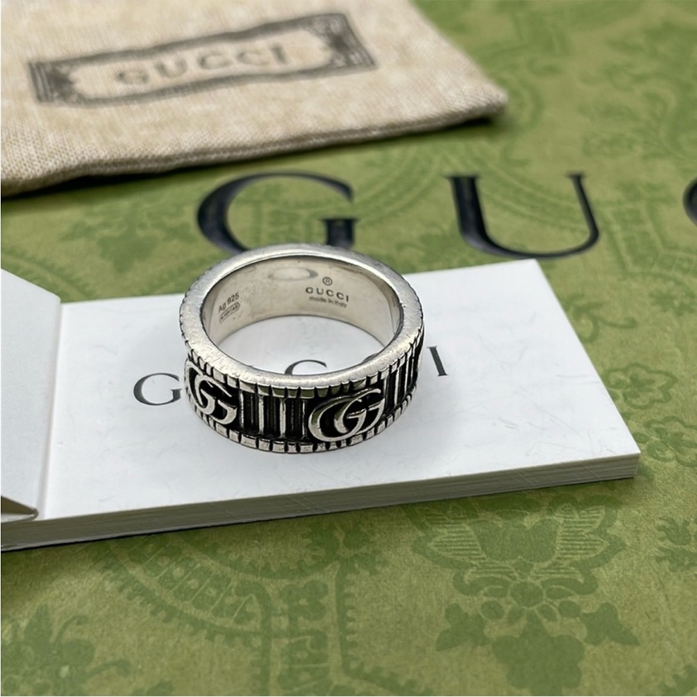 🌟GUCCI RING WITH DOUBLE G IN SILVER - Picture 8 of 9